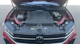 Volkswagen Touareg R-Line 3.0 V6 TDI
