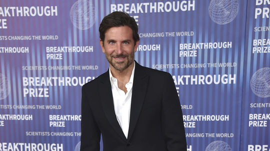 Herec Bradley Cooper sa tiež objavil na 10....