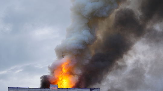 Dánske ministerstvo v Kodani zachvátil požiar