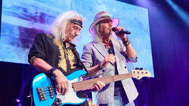 Koncert k 65. narodeninám Petra Nagya a 40....