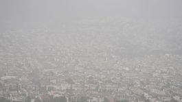 Atény / Sahara / Prach / Akropola /