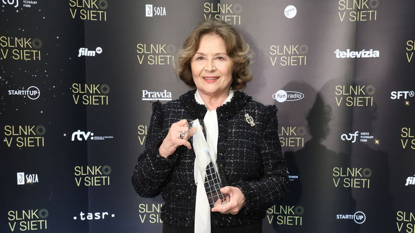 Emília Vášáryová