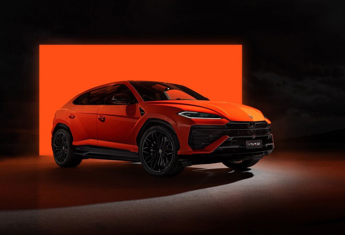 Lamborghini Urus SE 8