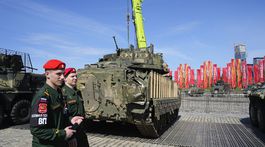 Bradley / Výstava / Ruská propaganda /