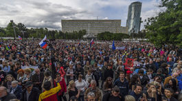 SR Bratislava PS protivládny protest BAX