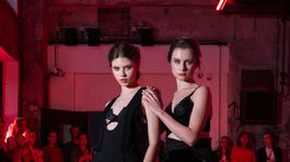 Modelky v kolekcii dizajnérky Terezy Vu...