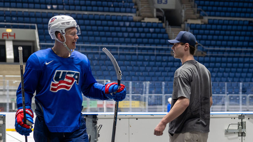 Juraj Slafkovský, Brady Tkachuk