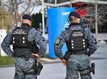SR Bratislava polícia UK zásah vyhrážky preverovanie BAX