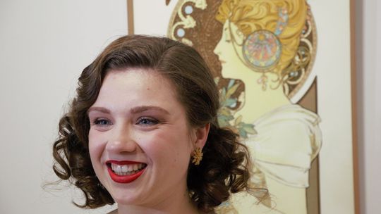 Mladá herečka Lesana Krausková. 