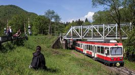 Čiernohronská železnica, električky zo Švajčiarska