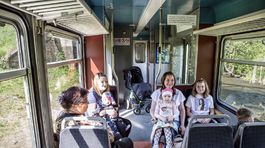Čiernohronská železnica, električky zo Švajčiarska