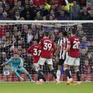 Kobbie Mainoo, Martin Dúbravka