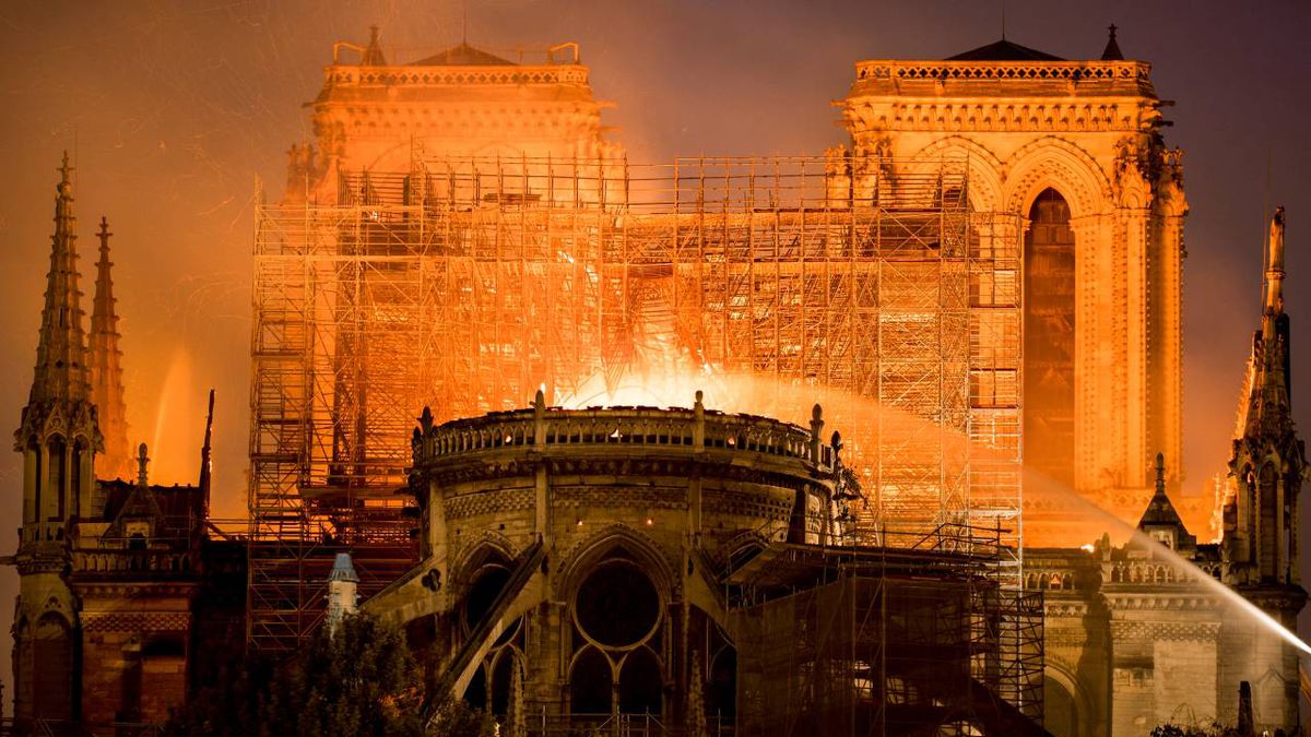Notre-Dame, požiar