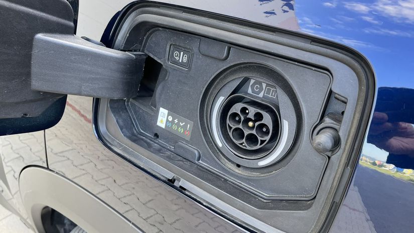 Citroën C5 Aircross podporuje nabíjanie len...