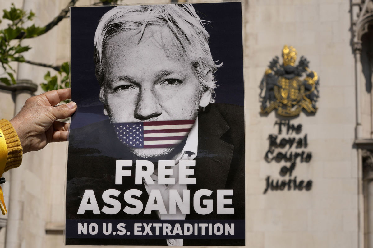 Assange
