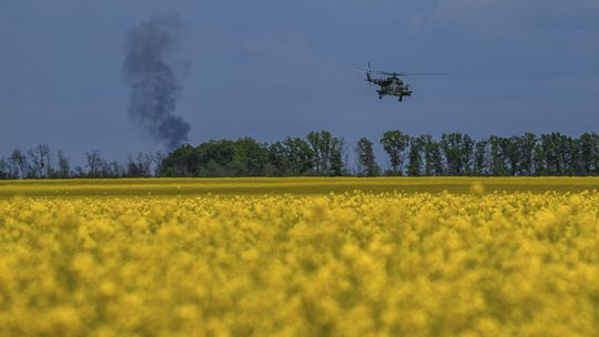 Mi-8, ukrajinský vrtuľník, vojna na Ukrajine,...