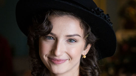 Petra Dubayová  v seriáli DUnaj, k vašim službám. 