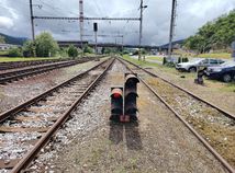 novobanská trať, Nová Baňa