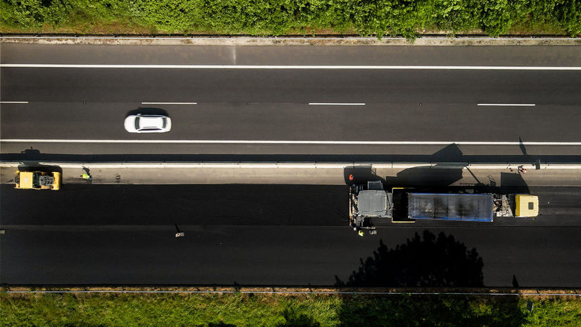 Diaľnicu D2 budú pri maďarských hraniciach opravovať. Až do októbra - Doprava - Auto - Pravda