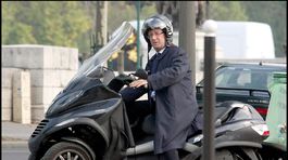 Bývalý francúzsky prezident Francois Hollande a...