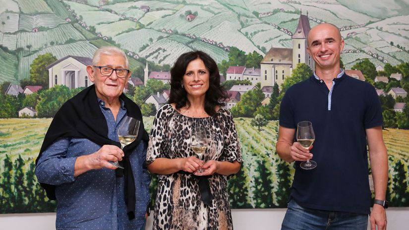 Tri tváre Villa Vino Rača: zľava Ján Krampl,...