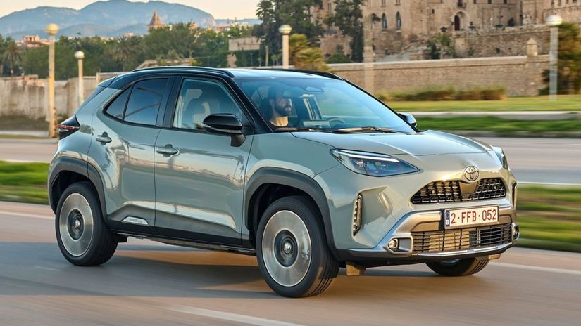 Na dizajne modernizovaného Yarisu Cross sa nič...