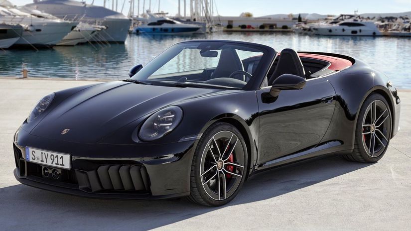 V ponuke je okrem kupé aj kabriolet.