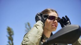 BMW Motorrad - okuliare s head-up displejom 2024