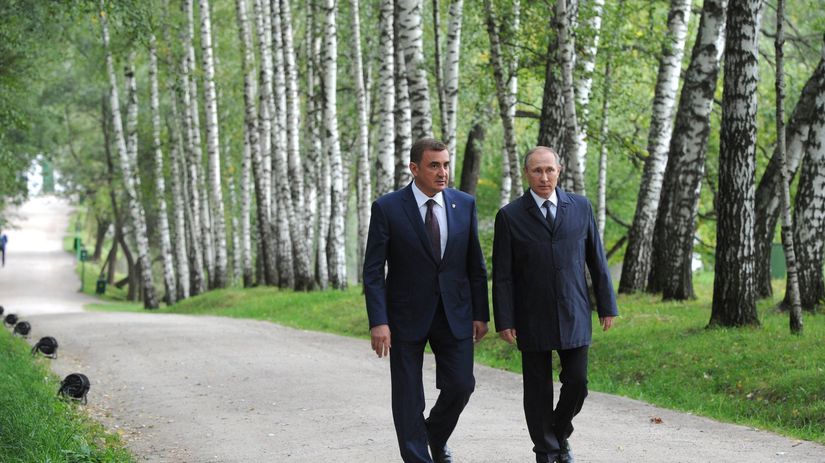 Alexej Ďumin (vľavo) a Vladimir Putin na...