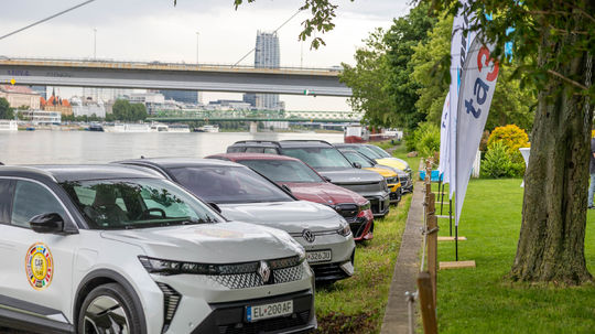 Elektrické auto roka 2024