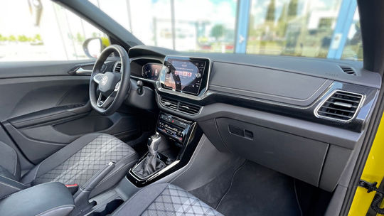 Volkswagen T-Cross R-Line 1.5 TSI (2024)