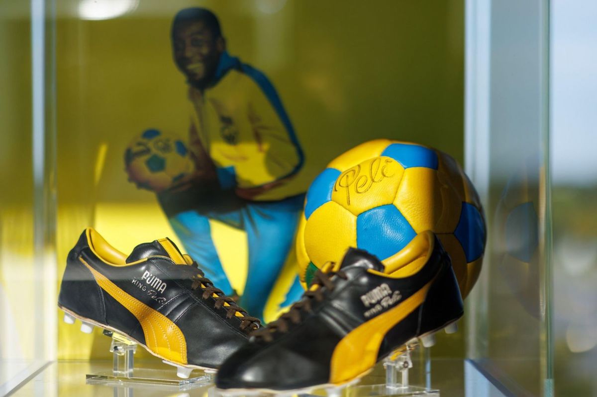 Ikonické tenisky Puma, ktoré mal Pelé obuté na...