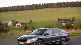 Škoda Superb Liftback - jazdy 2024