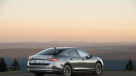 Škoda Superb Liftback - jazdy 2024