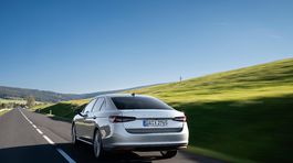 Škoda Superb Liftback - jazdy 2024