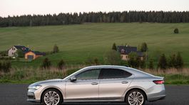 Škoda Superb Liftback - jazdy 2024