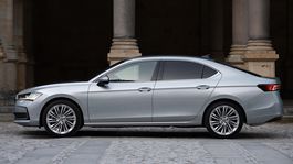 Škoda Superb Liftback - jazdy 2024