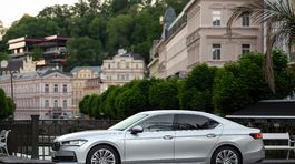 Škoda Superb Liftback - jazdy 2024