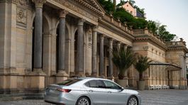 Škoda Superb Liftback - jazdy 2024