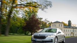 Škoda Superb Liftback - jazdy 2024