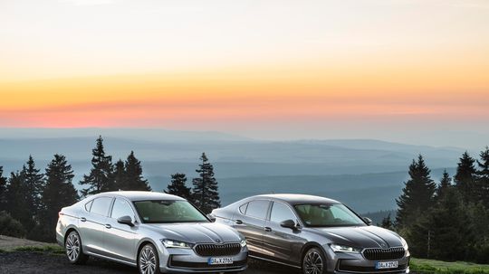 Škoda Superb Liftback - jazdy 2024