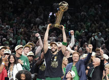 Búrlivé oslavy v Bostone, Celtics vybojovali...