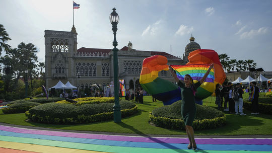 Thajský Senát schválil zákon o manželstve párov rovnakého pohlavia