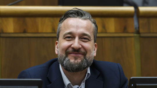 Blaha je po vyhadzove späť na Facebooku. Venceremos, odkázal 