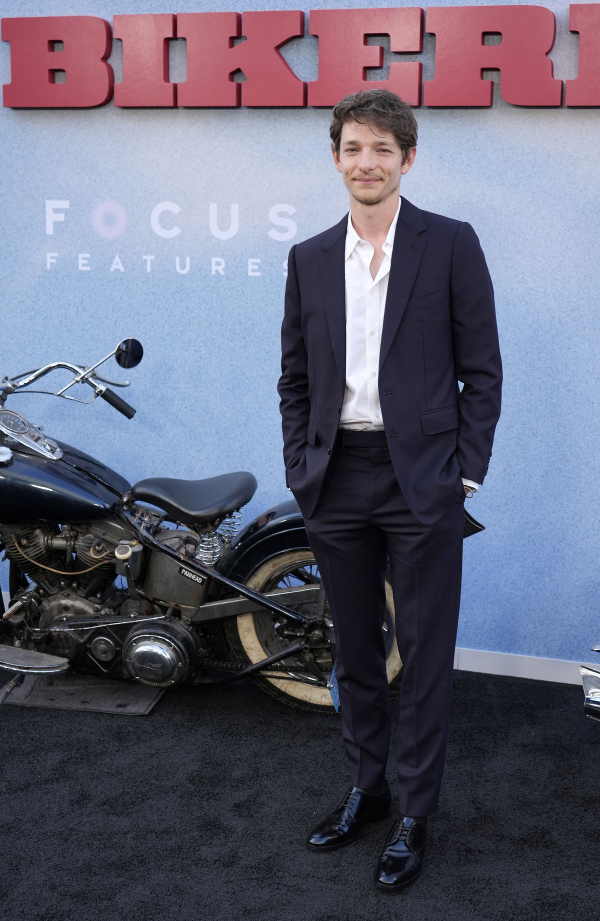 Herec Mike Faist.