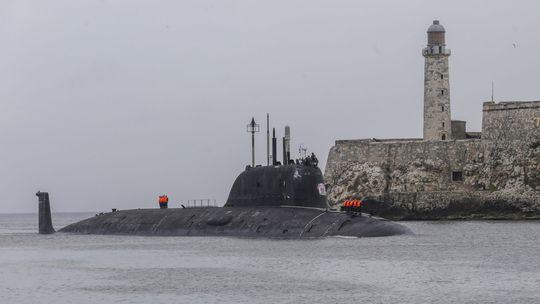 Ruská jadrová ponorka bola pri pobreží Floridy. Zožala vlnu posmechu pre svoje poškodenie