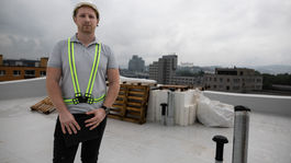 Bratislava, mestská nájomná bytovka, byty, Muchovo námestie