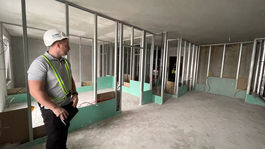 Bratislava, mestská nájomná bytovka, byty, Muchovo námestie