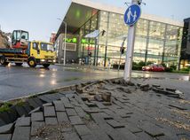 Nitra po živelnej pohrome: Škody sa pohybujú v státisícoch eur. Búrky môžu udrieť opäť