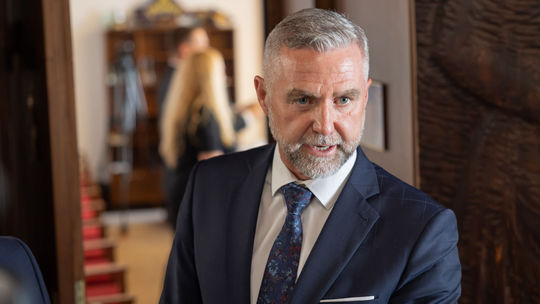 Úrad na ochranu oznamovateľov sa neruší, pripojí sa k nemu nová agenda odškodňovania, vysvetľuje Gašpar